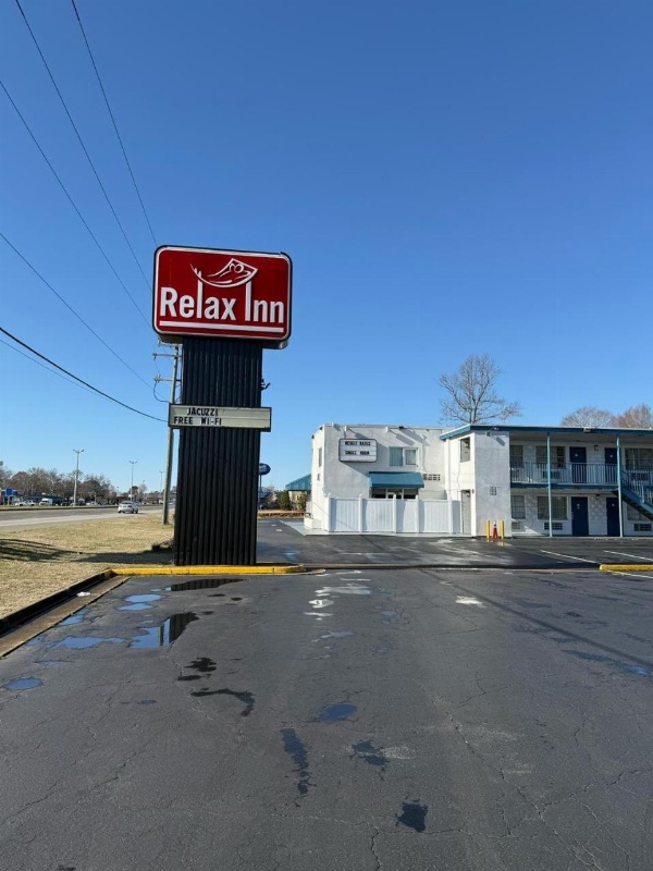 Relax Inn image 1